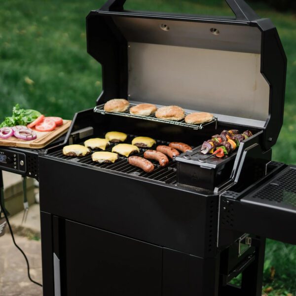 Masterbuilt AutoIgnite Series 545 Digital Charcoal Grill